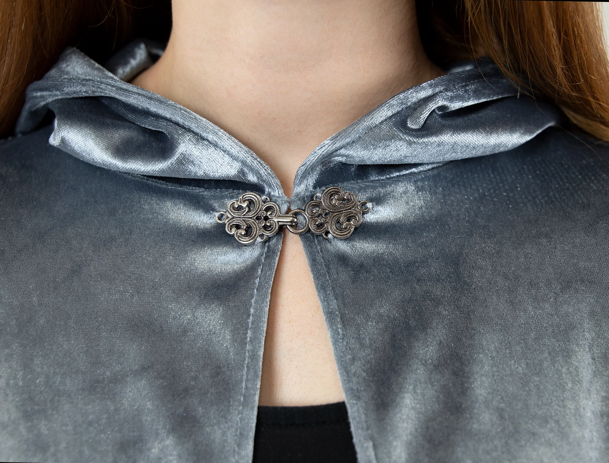 Adult Grey Cloak - Image 4
