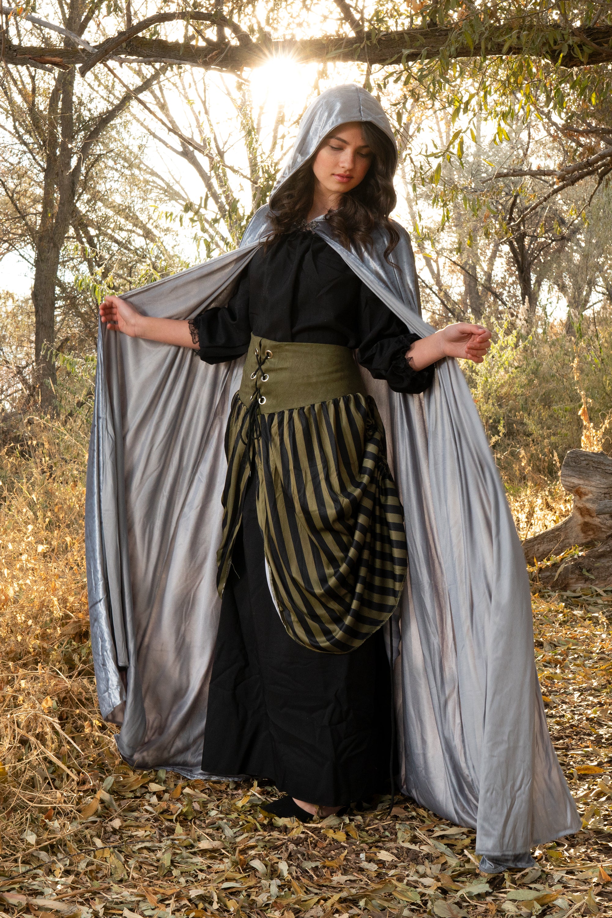 Adult Grey Cloak - Image 5