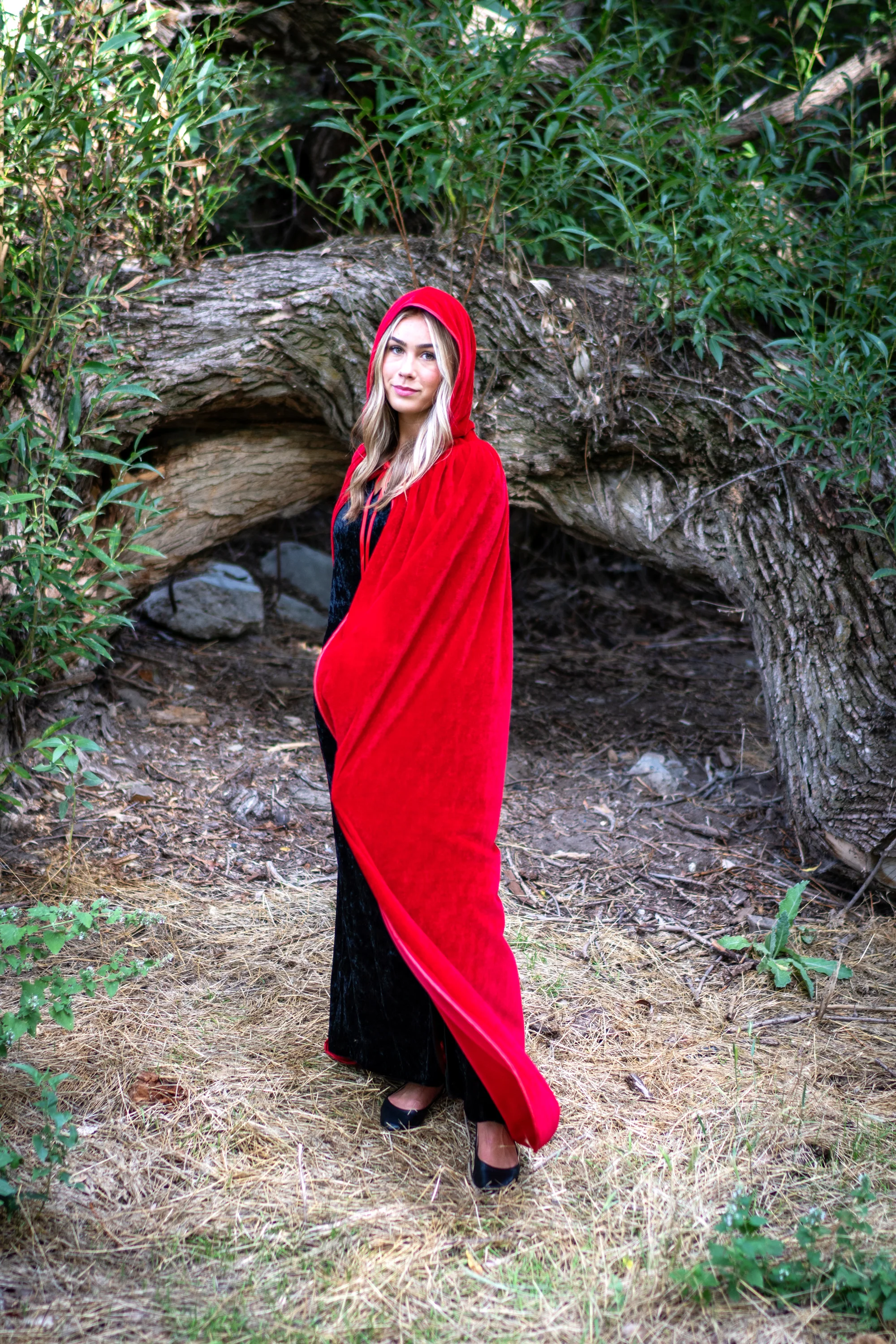 Adult Red Velvet Cloak - Image 6