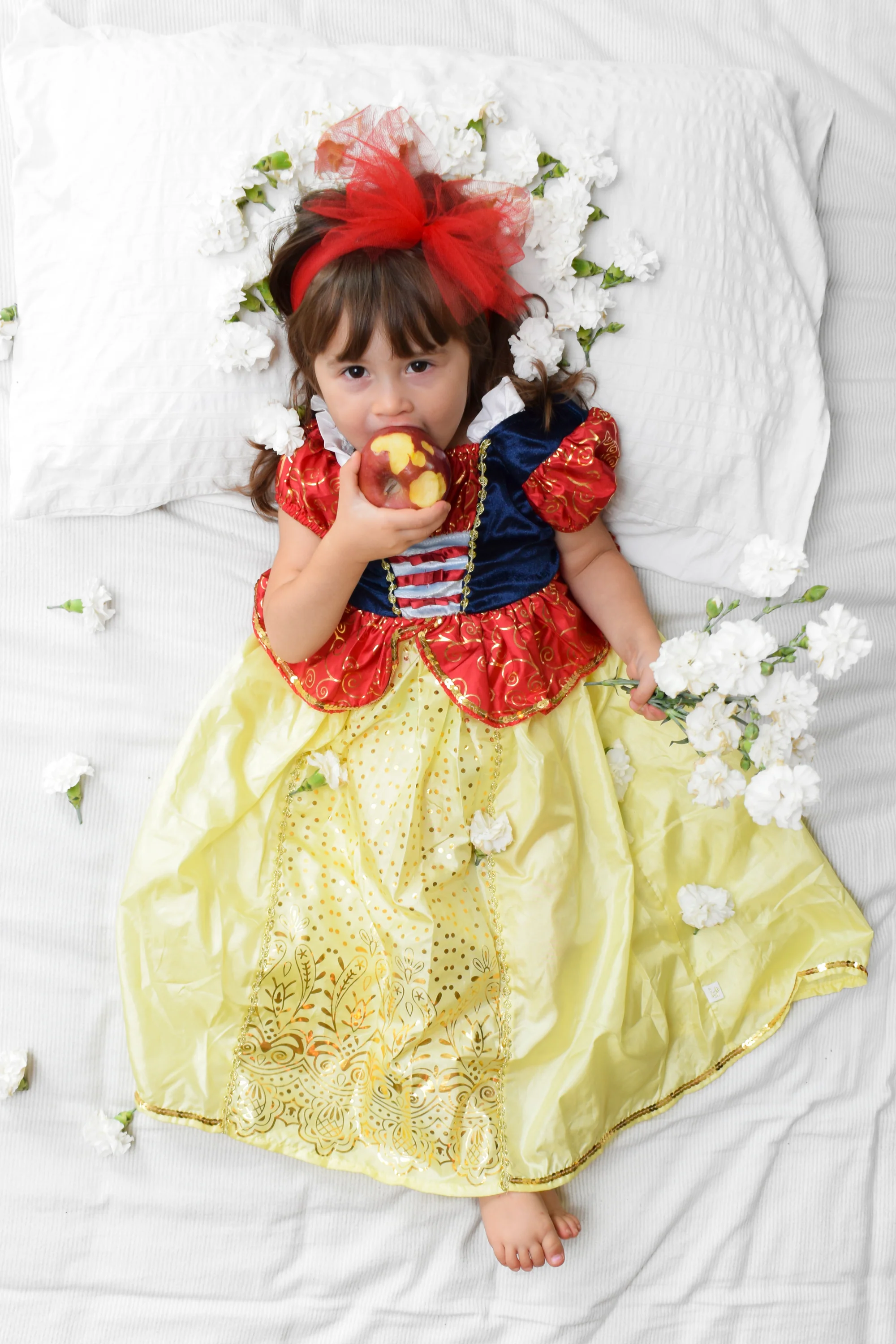 Snow White Dress Up - Image 7