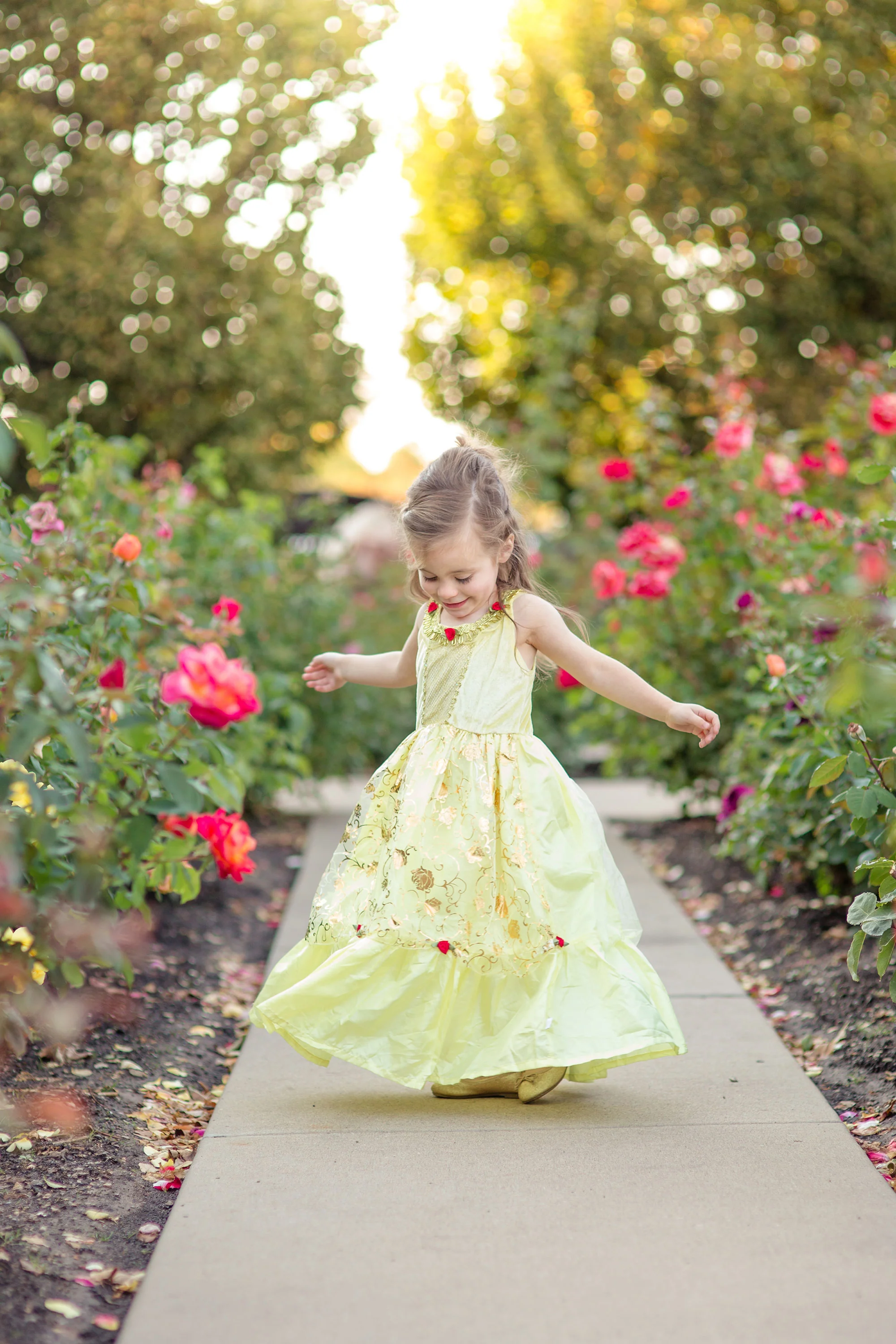 Yellow Beauty Dress Up - Image 5